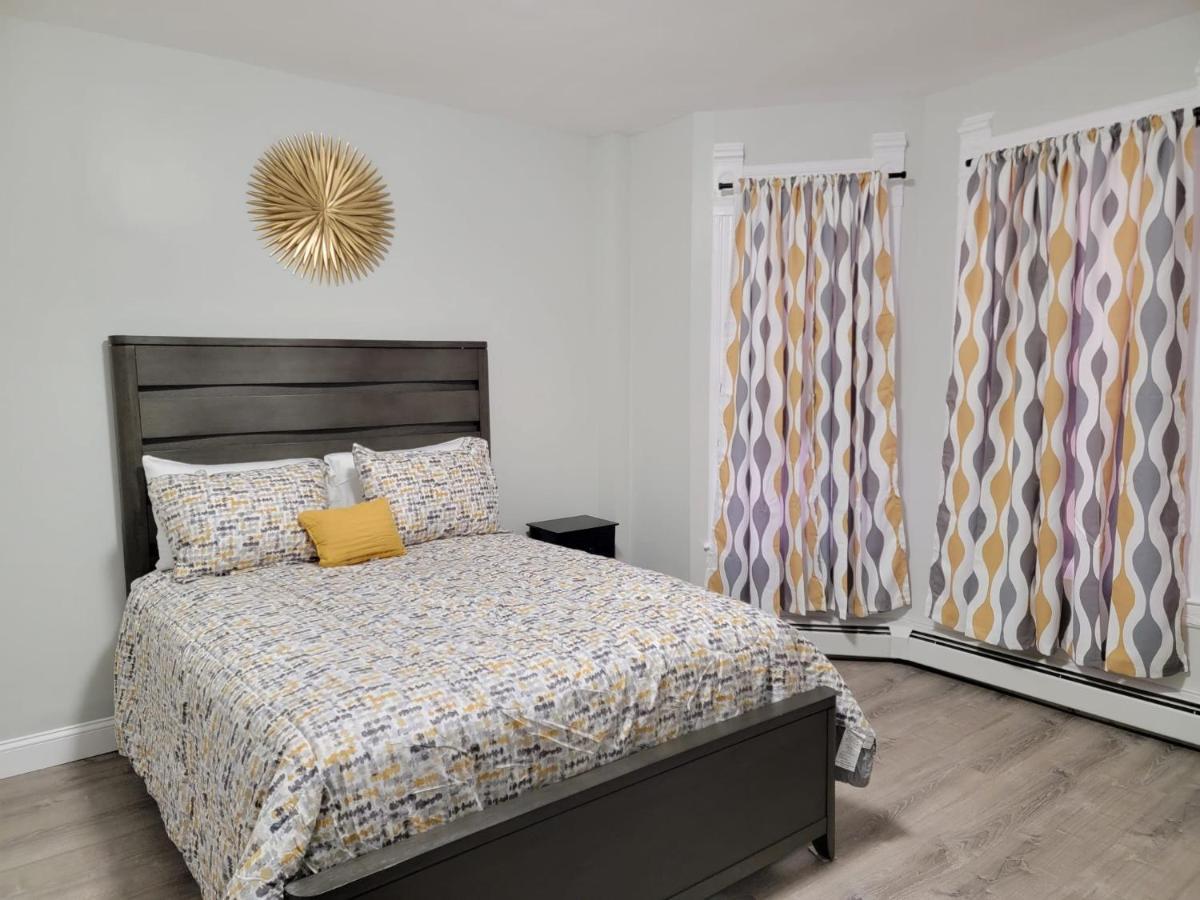 Room For Rent In Apartment Hartford Exterior photo