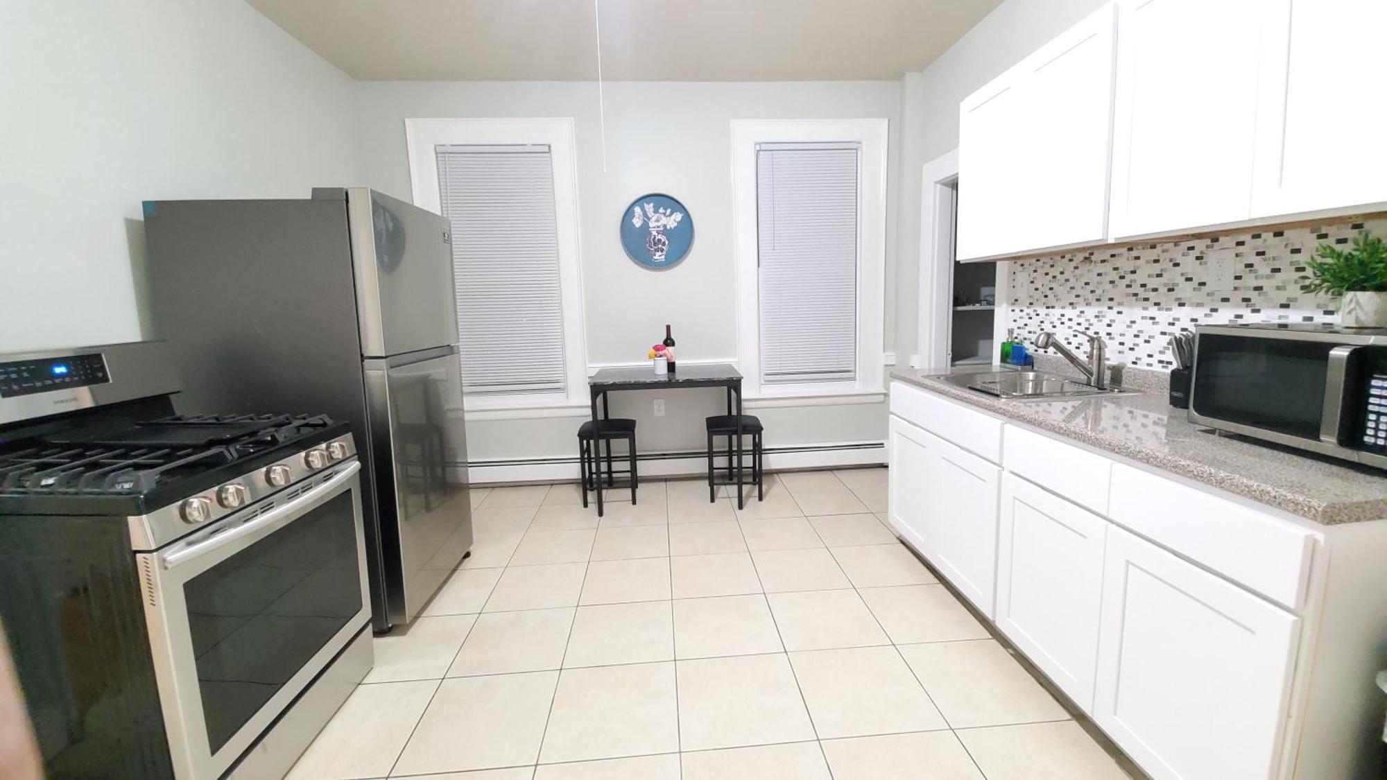 Room For Rent In Apartment Hartford Exterior photo